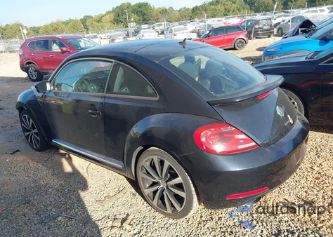 2012 Volkswagen Beetle 2.0T из США, поврежденный, VIN 3VW4A7AT6CM632063
